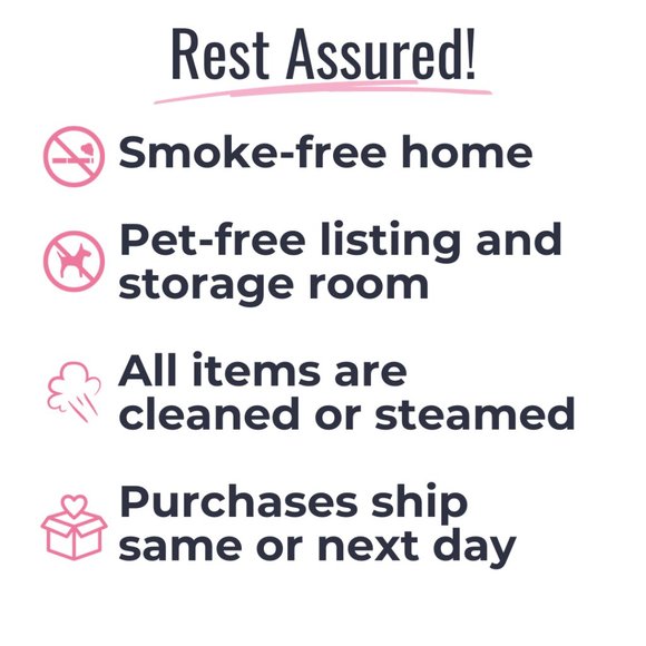 Angie Strader SILENT Bags Show! - Picture 8 of 8